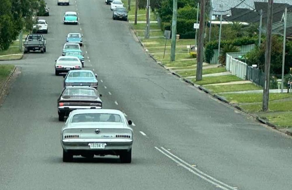 HVCC Members in line behind the VIP 27.11.2022